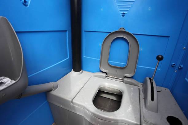 Portable Toilet Options We Offer in Carterville, IL